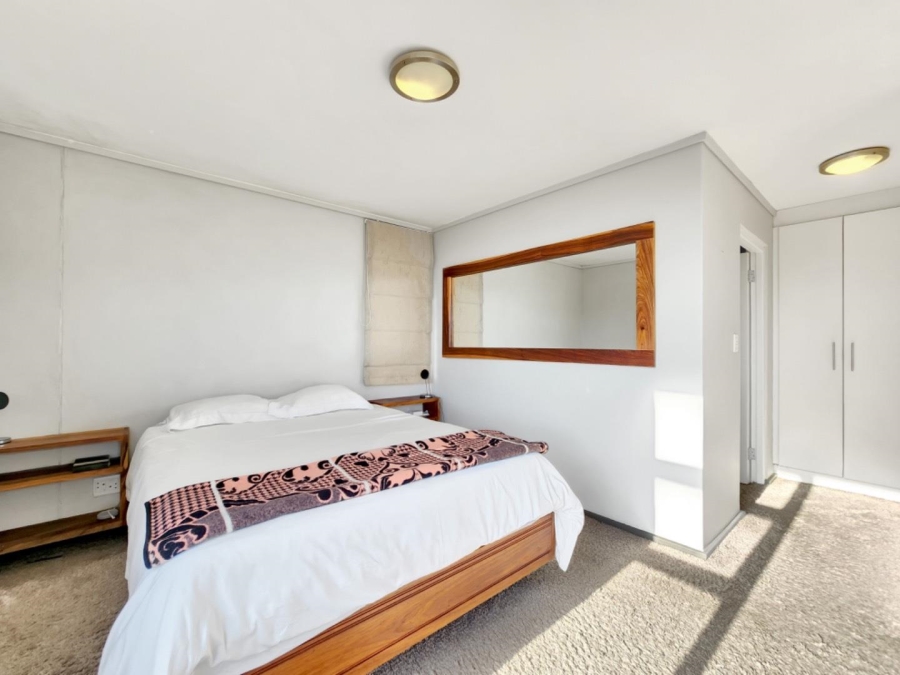 To Let 2 Bedroom Property for Rent in Sea Point Western Cape